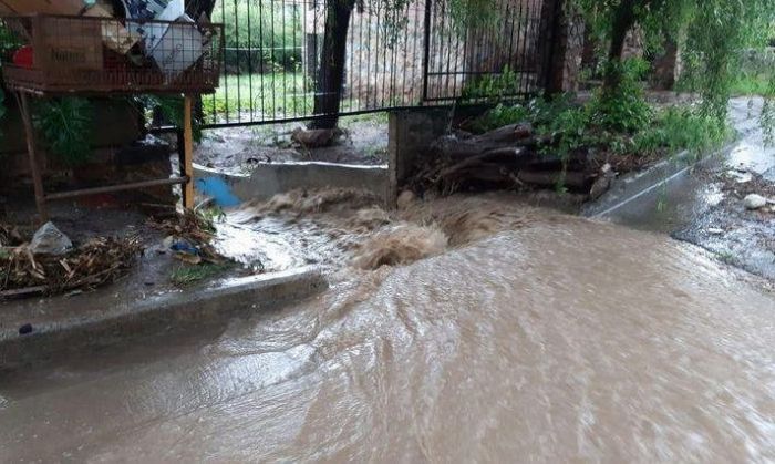 Una mujer murió tras ser arrastrada por una corriente de agua en Carlos Paz