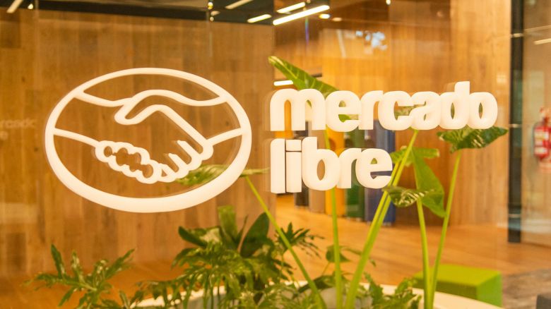 El Municipio intimó a Mercado Libre por venta de pirotecnia