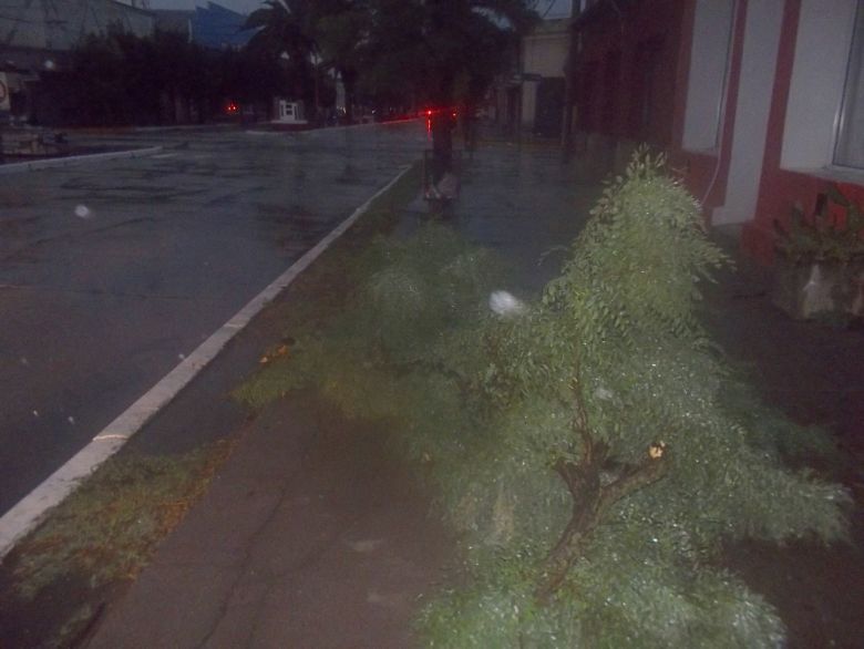 Villa Huidobro sufrió una tormenta con vientos muy fuertes