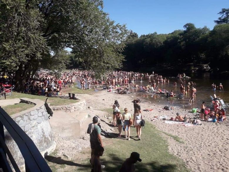 Descontrol en las playas de Santa Rosa de Calamuchita