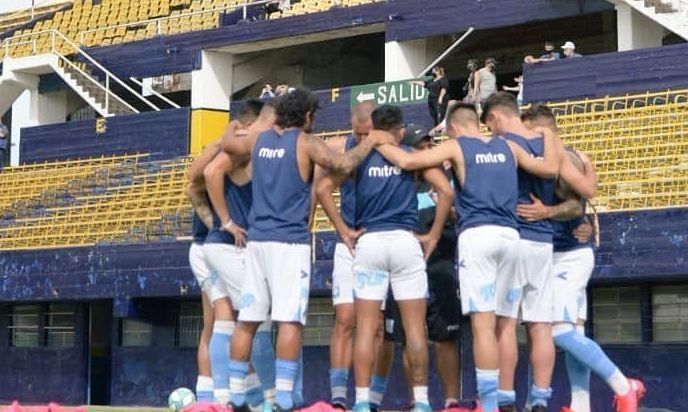 Estudiantes a 90 minutos de otra hazaña