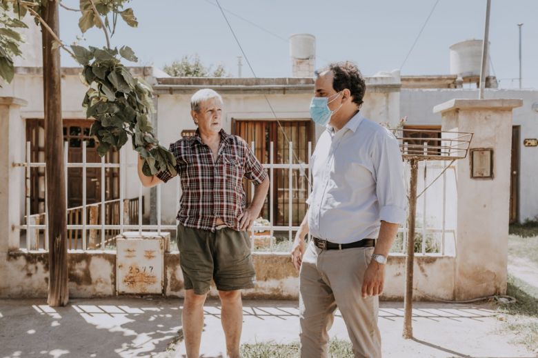 El Intendente recorrió obras de cordón cuneta