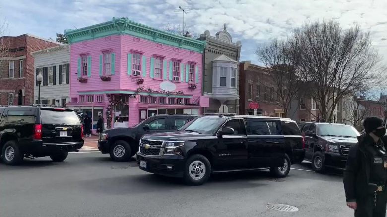 Joe Biden compró comida en el restaurante de una cordobesa en Washington