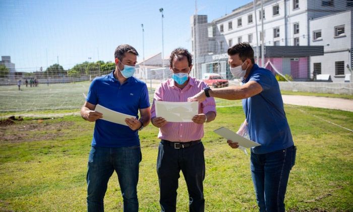 Llamosas recorrió obras en el Centro 11