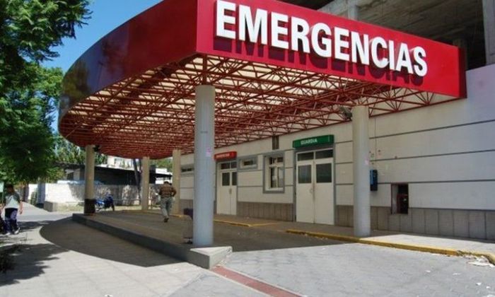 “No hay médicos, están ocupados”: se negaron a atenderlo y murió en la puerta del hospital