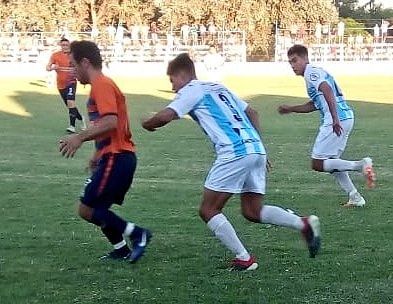 Toro Club avanzó, San Martín eliminado