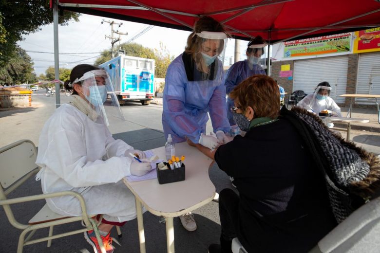 Informaron 20 nuevos casos y una muerte por coronavirus en Río Cuarto