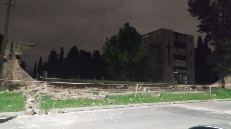 Se cayó un paredón del Cementerio de Río Cuarto