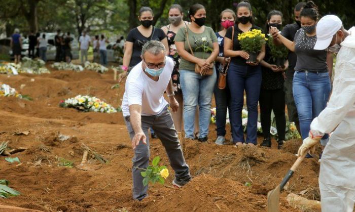 Brasil registró 2.815 nuevas muertes en las últimas 24 horas y ya superó los 290.000 fallecidos