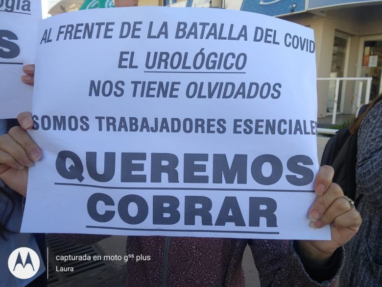 "Nos dicen que si PAMI no paga, nosotros no cobramos"