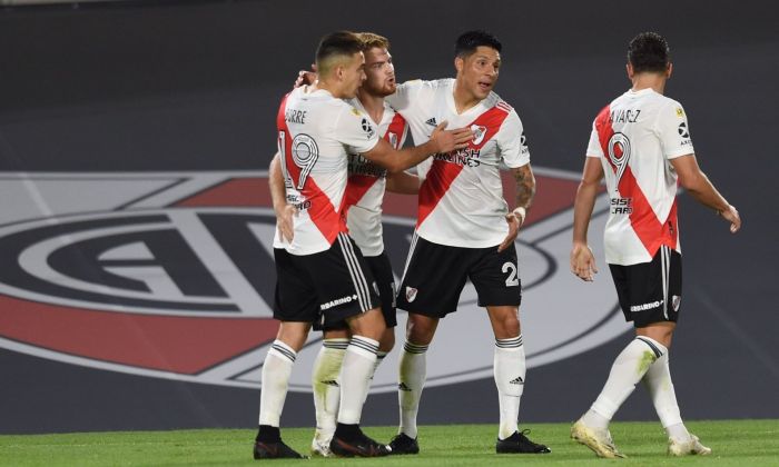  River le quitó el invicto a Colón