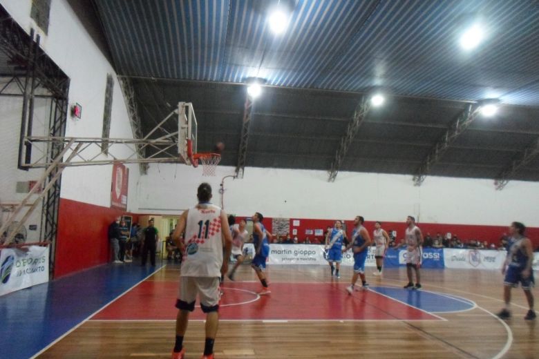 Victorias de Juvenil, Sporting y Banda Norte Blanco