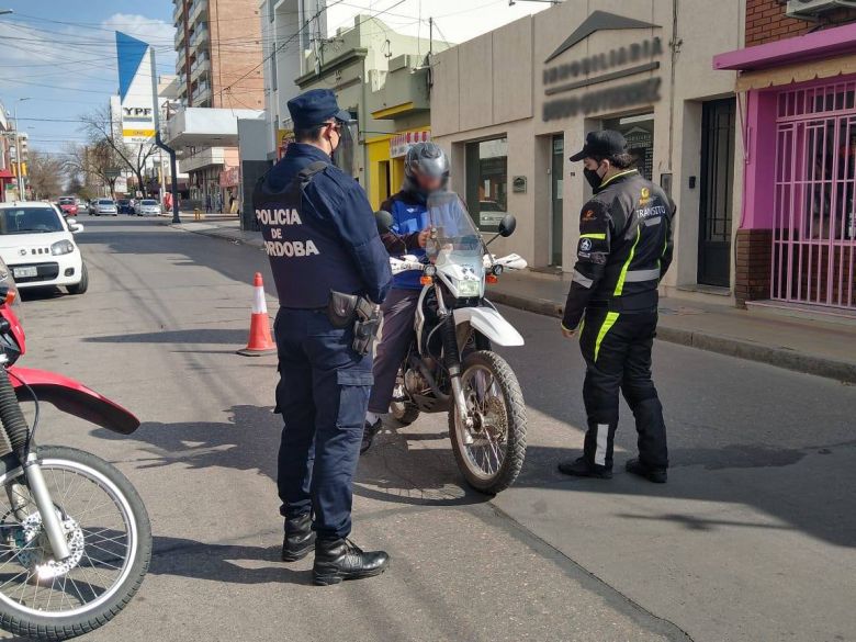 123 motocicletas  y 56 autos fueron secuestrados durante el fin de semana