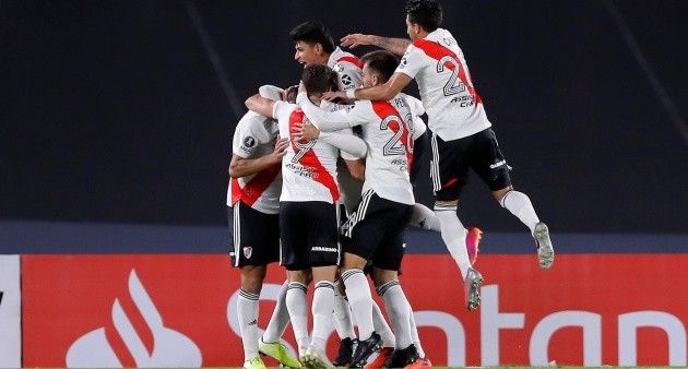 Victorias de River y Vélez