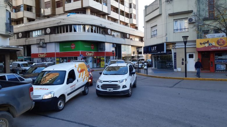 Riocuartenses se manifestaron en el centro de la ciudad contra la cuarentena