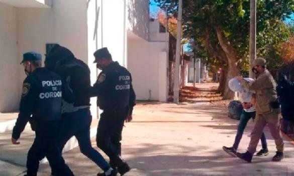 Nena de 12 años está embarazada: su madre la prostituía y fue detenida