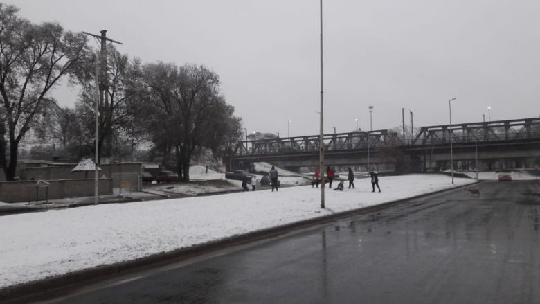 Después de 14 años nevó en Río Cuarto 