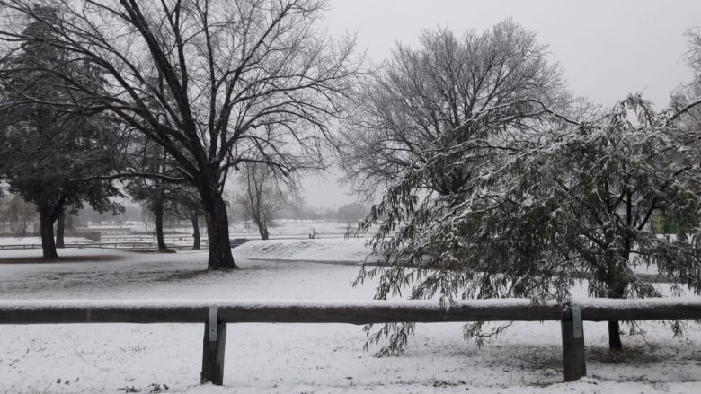 Después de 14 años nevó en Río Cuarto 