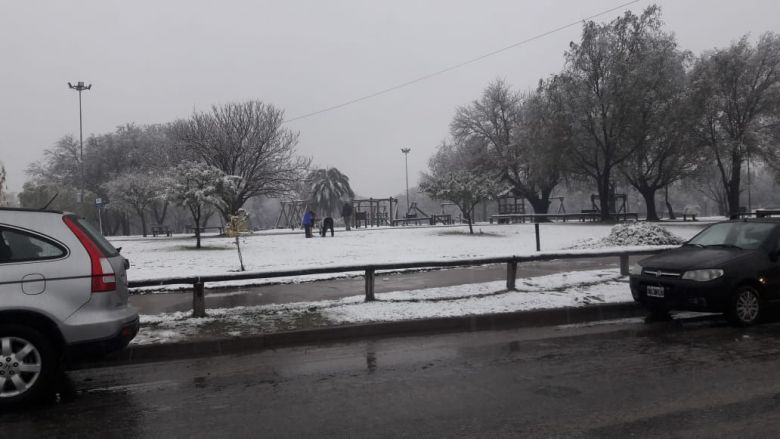 Después de 14 años nevó en Río Cuarto 