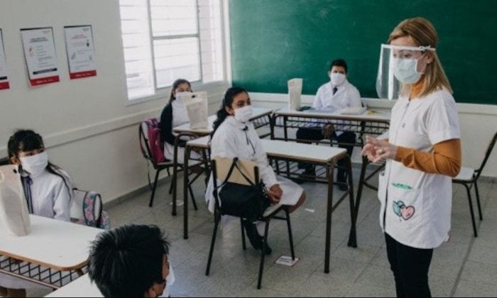 Los intendentes de la región son cautelosos respecto de los cuidados necesarios para la vuelta a clases