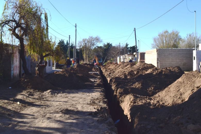 Avanza la ampliación de la red de desagües cloacales