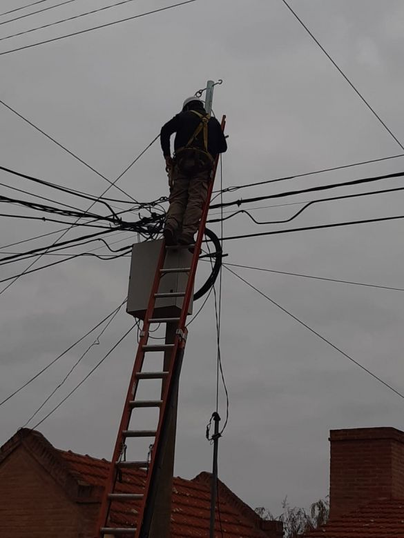 Avanza la instalación de fibra óptica en Olaeta