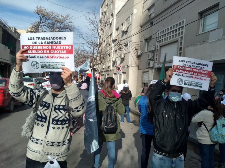 Continúa el reclamo nacional de los trabajadores de la Sanidad por las paritarias