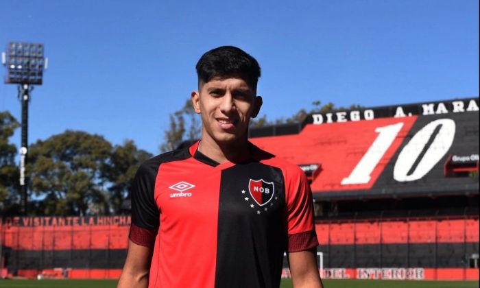 Maximiliano Comba ya viste la camiseta "Leprosa"