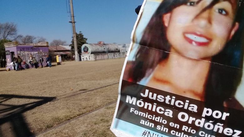 A un año del crimen de Mónica Ordóñez: realizaron una intervención artística en el Andino