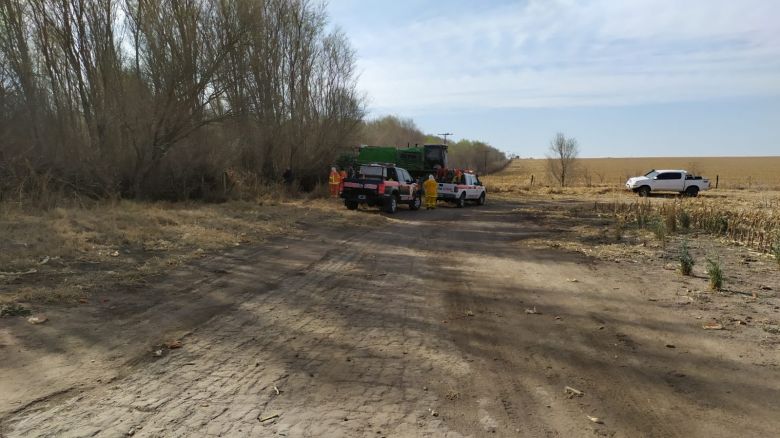 La brigada forestal Comechingones trabajó en fuego de banquinas