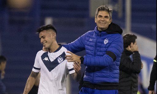 Goleada de Vélez en el cierre de la fecha