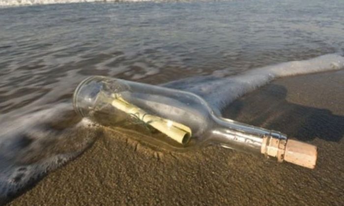 Encontraron en Hawaii un mensaje enviado en una botella desde Japón hace 37 años