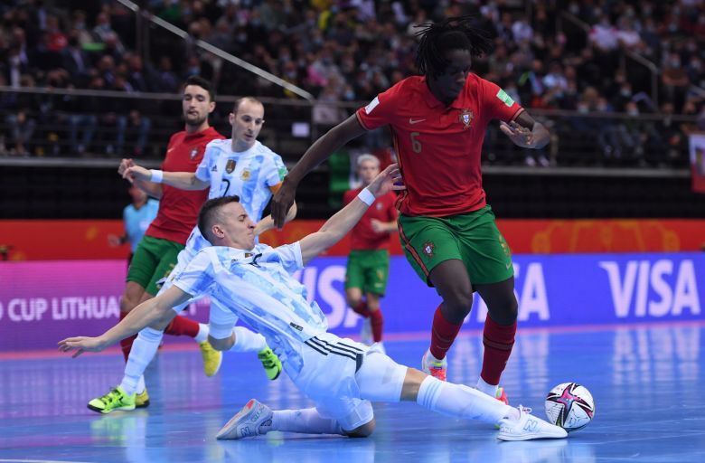 Argentina no pudo con Portugal