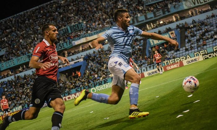  Estudiantes le ahogó el triunfo a Belgrano en el final 