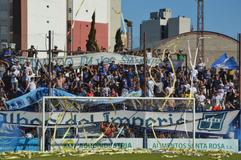 Todo el color de Atenas campeón 