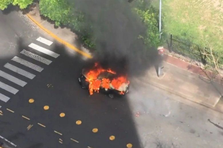 Explotó un taxi  en Recoleta