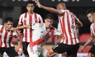 Se cierra la jornada con Estudiantes de La Plata- River