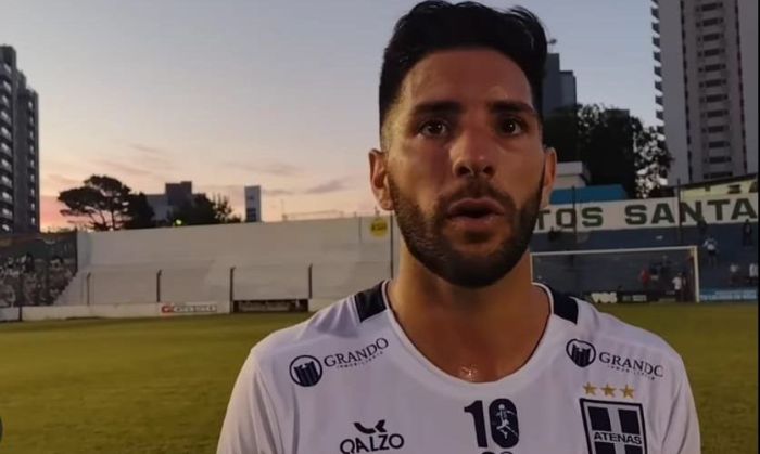 Navalón: "Hay plantel para los dos torneos”