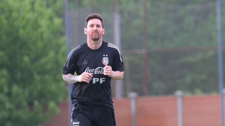 Messi podría ser titular este viernes