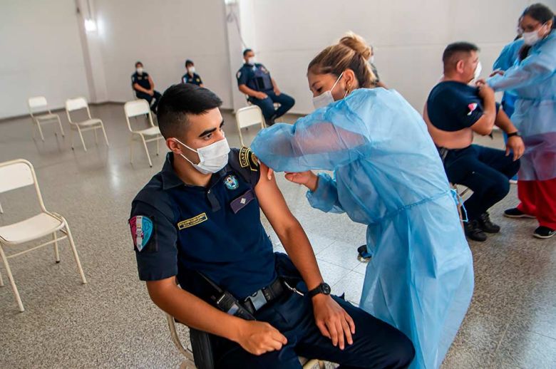 Personal de seguridad y educación recibirán dosis de refuerzo