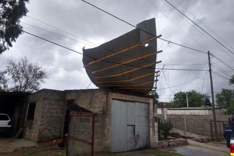 La tormenta del sábado destruyó cinco viviendas en Coronel Moldes 