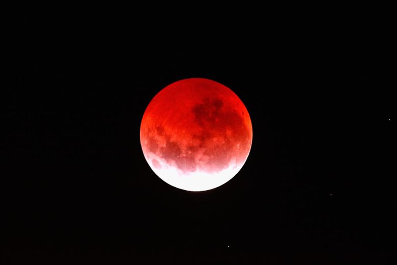 Conoce en qué lugares y a qué hora se podrá ver el eclipse lunar más largo del siglo este 19 de noviembre