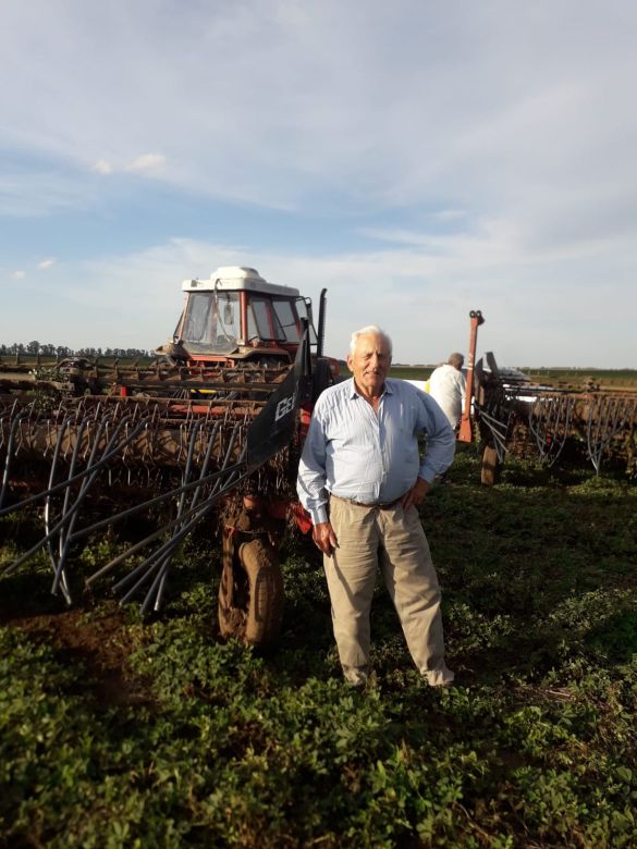 Con 77 años el contratista rural Gilberto Migani tiene esperanzas de que esto cambie: ”Los números están apretados”