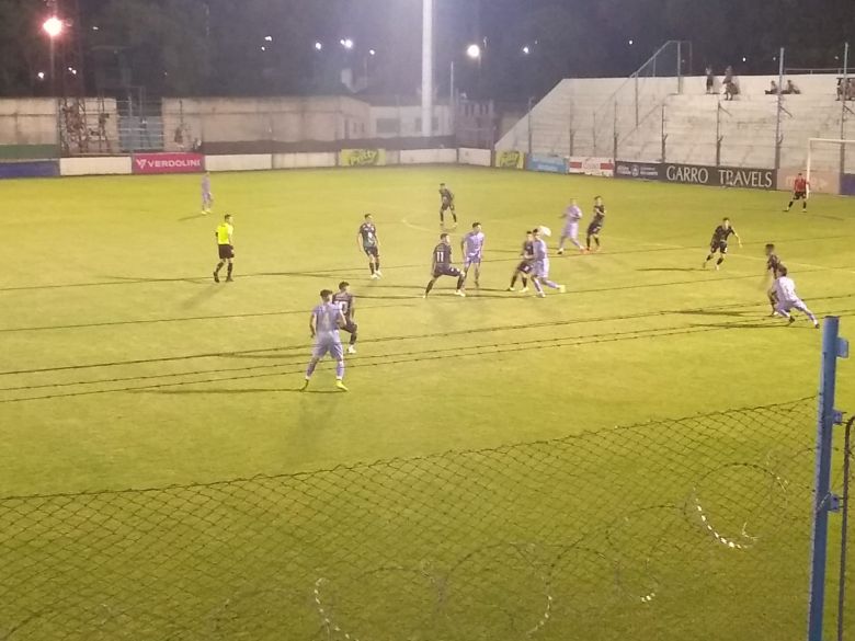 Municipal sigue ganando