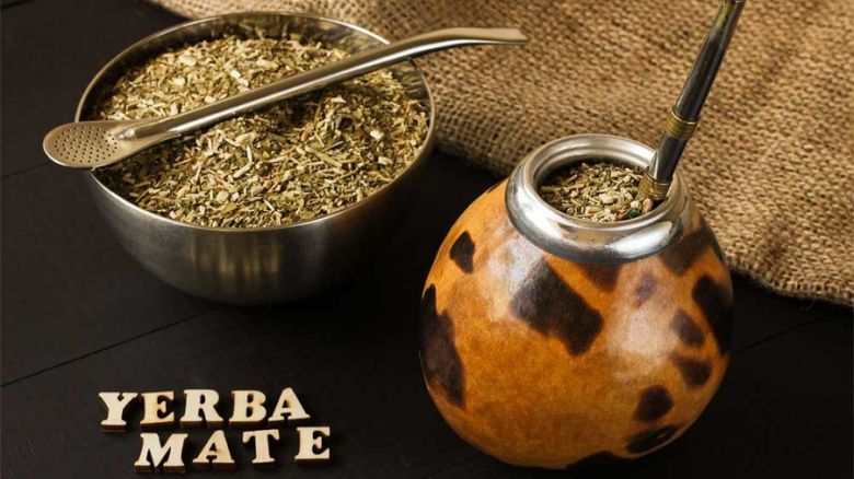 El mate: una infusión tradicional que aporta nutrientes e impacta en las emociones