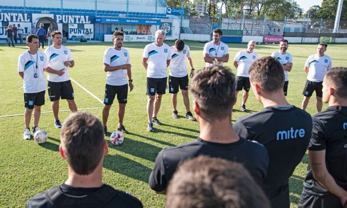 Estudiantes arrancó  con la pretemporada