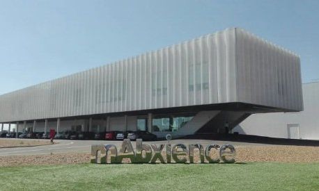 Los vacunados con AstraZeneca podrán viajar sin restricciones por el mundo