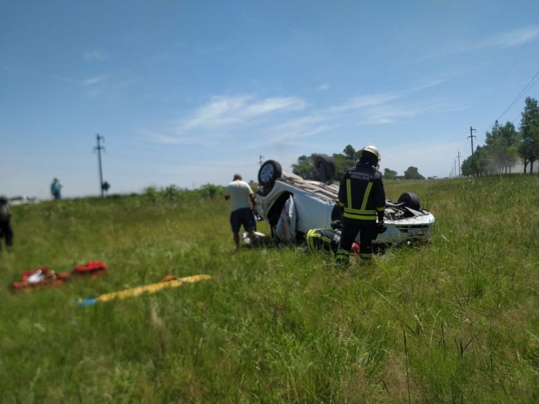 Tres hospitalizados tras protagonizar un accidente en ruta 188: viajaban de Río Negro a Río Cuarto