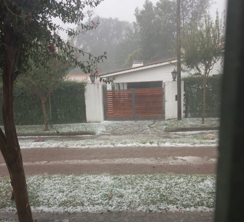 Otra fuerte granizada afectó por segundo día a Alpa Corral