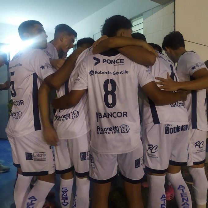 Atenas y Acción Juvenil ganaron en casa